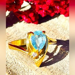 Vintage Cocktail AquaMarine and CZ Gold Ring. Size:6